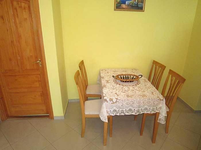 Nadas Tarsashaz Balatonlelle Exterior photo